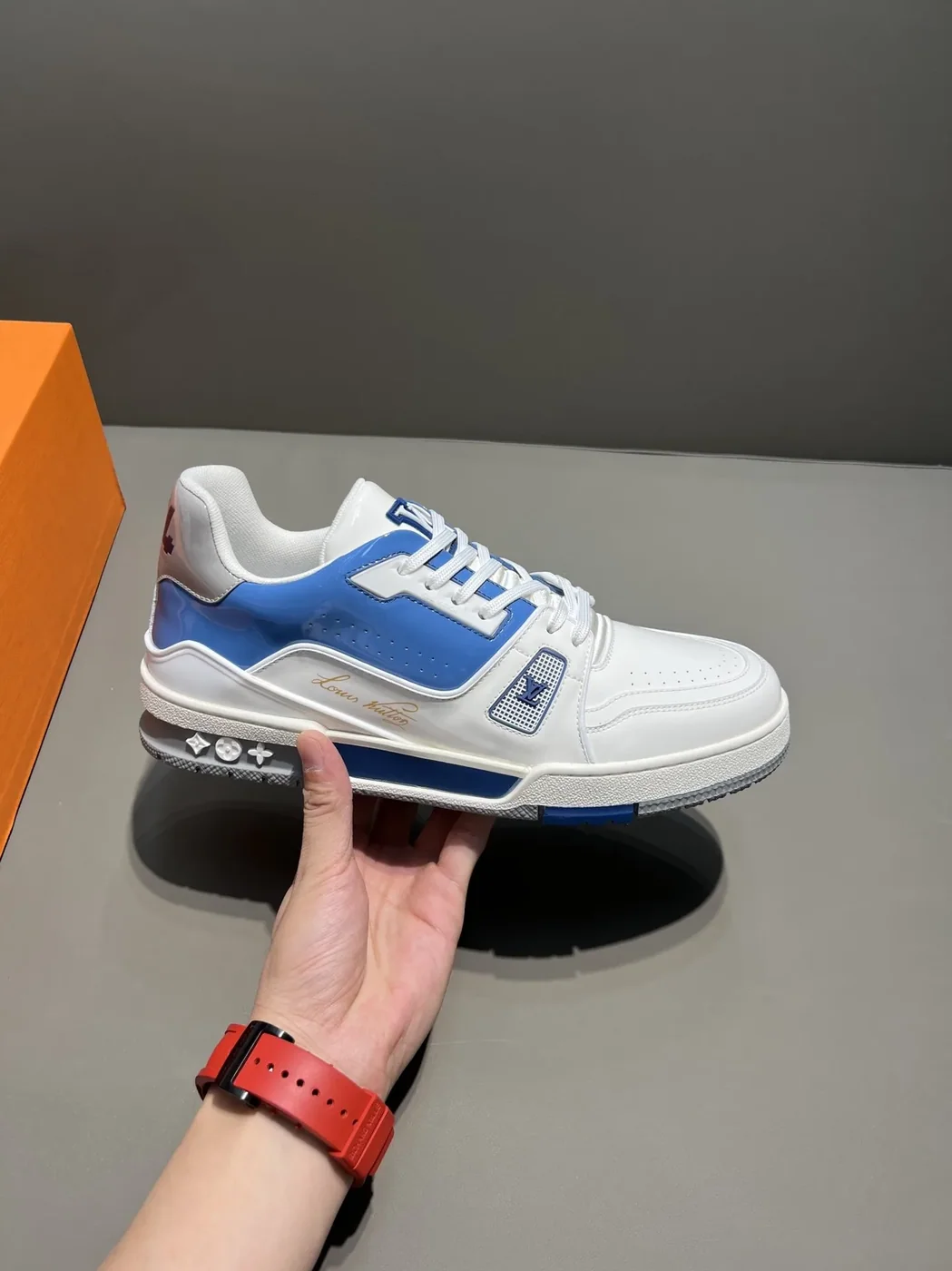 Louis Vuitton Trainer Sneaker White in Blue Virgil Abloh