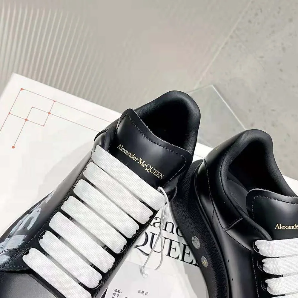 Alexander Mcqueen Online Exclusive Mcqueen Graffiti Oversized Sneaker in Black for Unisex in white
