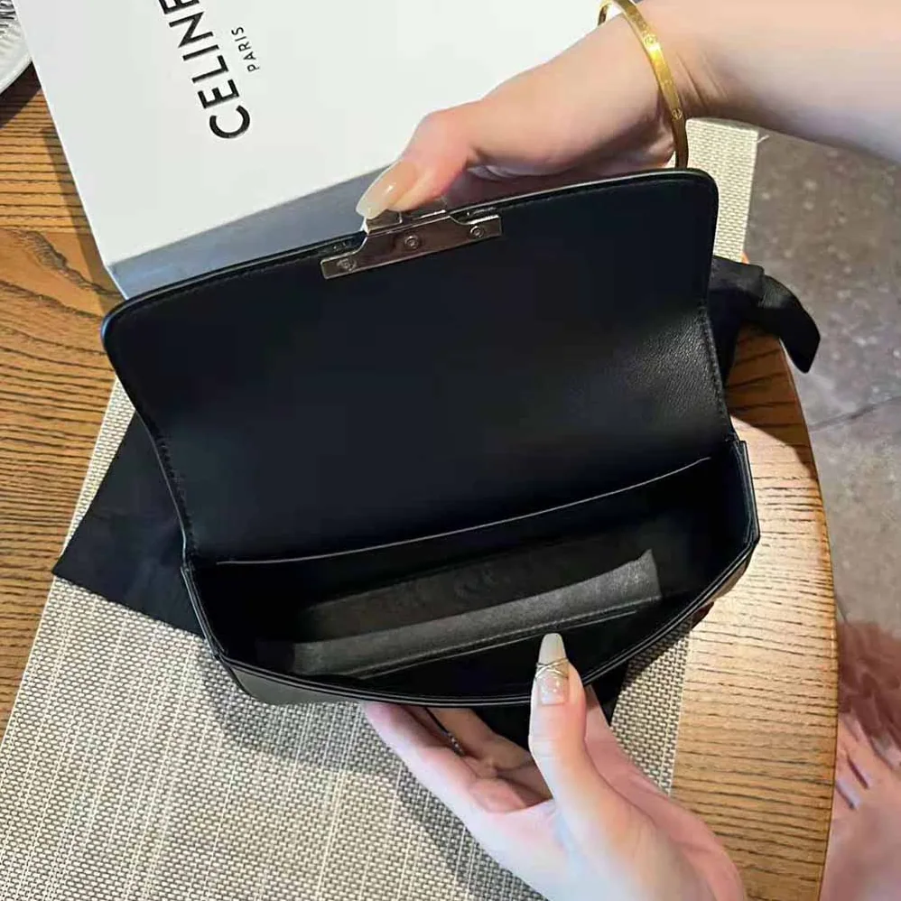 Celine Chain Shoulder Bag Triomphe in Shiny Calfskin for Women Celine Chain Shoulder Bag Triomphe in Shiny Calfskin for Women