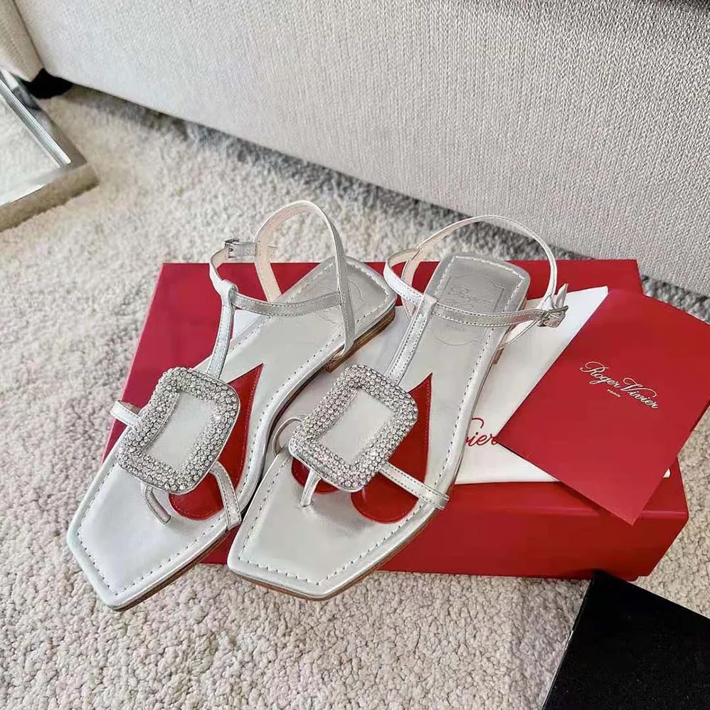 Roger Vivier Viv Choc Strass Buckle Thong Sandals in Leather for Women in Silver Roger Vivier Viv Choc Strass Buckle Thong Sandals in Leather for Women in Silver
