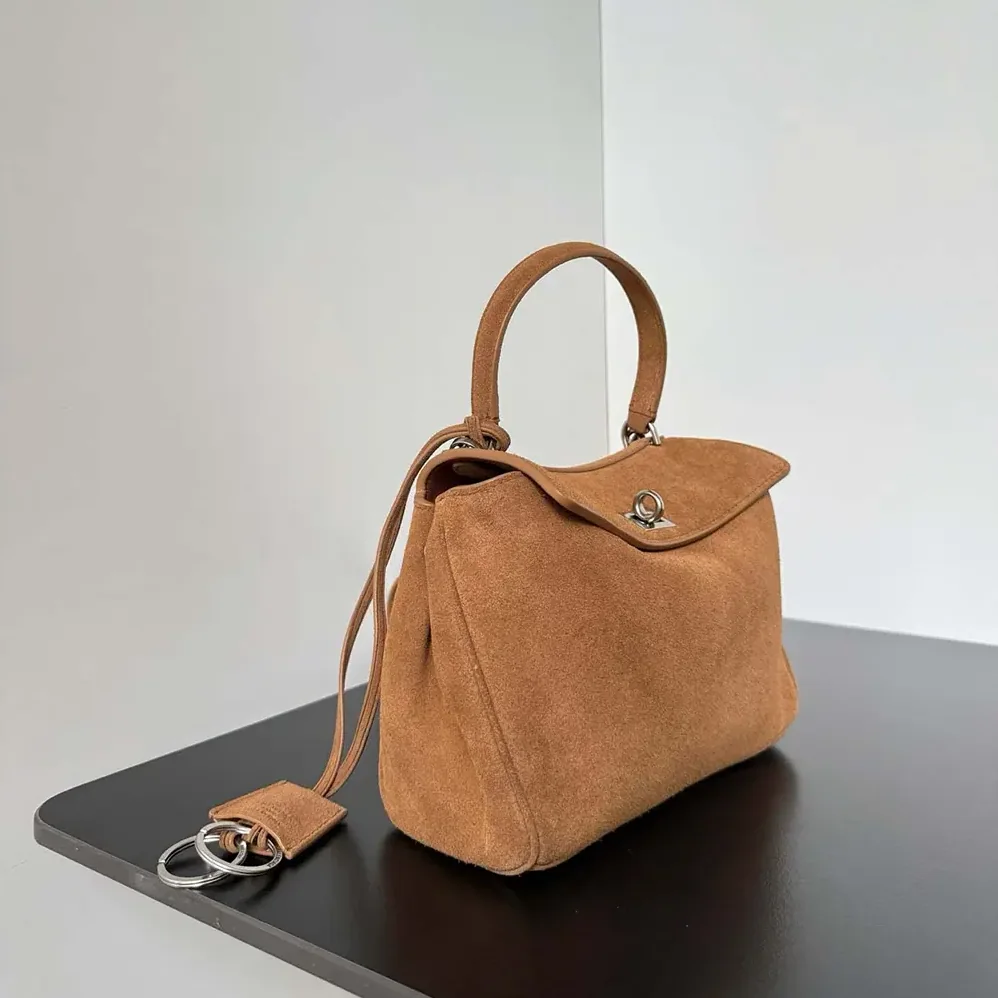 Balenciaga Rodeo Handbag Small In Camel for Women in Brown Balenciaga Rodeo Handbag Small In Camel for Women in Brown