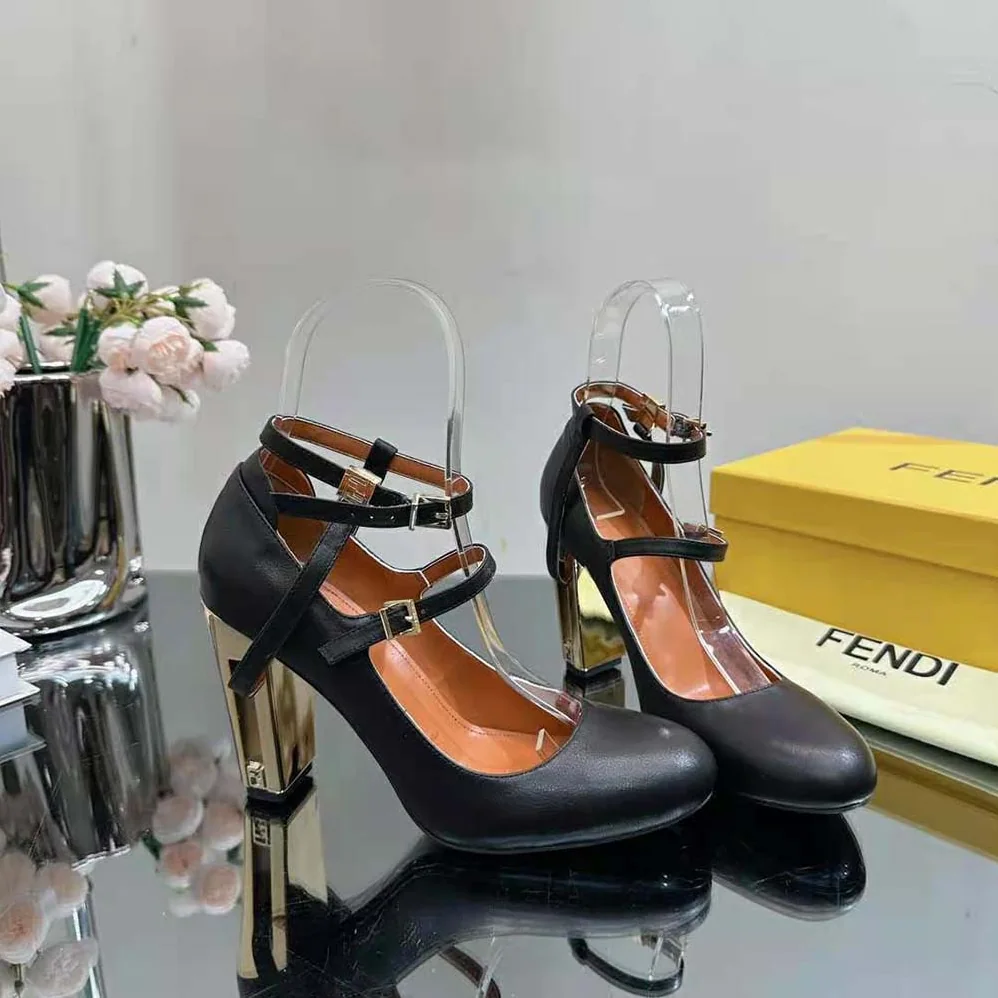 Fendi Delfina Black Leather High-Heeled Pumps for Women in Black Fendi Delfina Black Leather High-Heeled Pumps for Women in Black