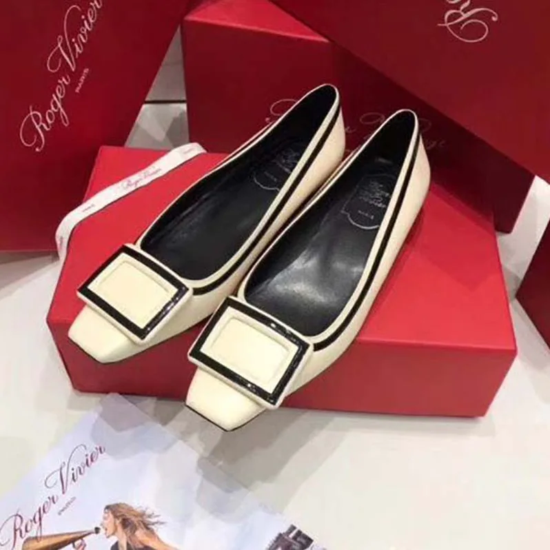 Roger Vivier Belle Vivier Graphic Pumps 45mm Heel White for Women Roger Vivier Belle Vivier Graphic Pumps 45mm Heel White for Women