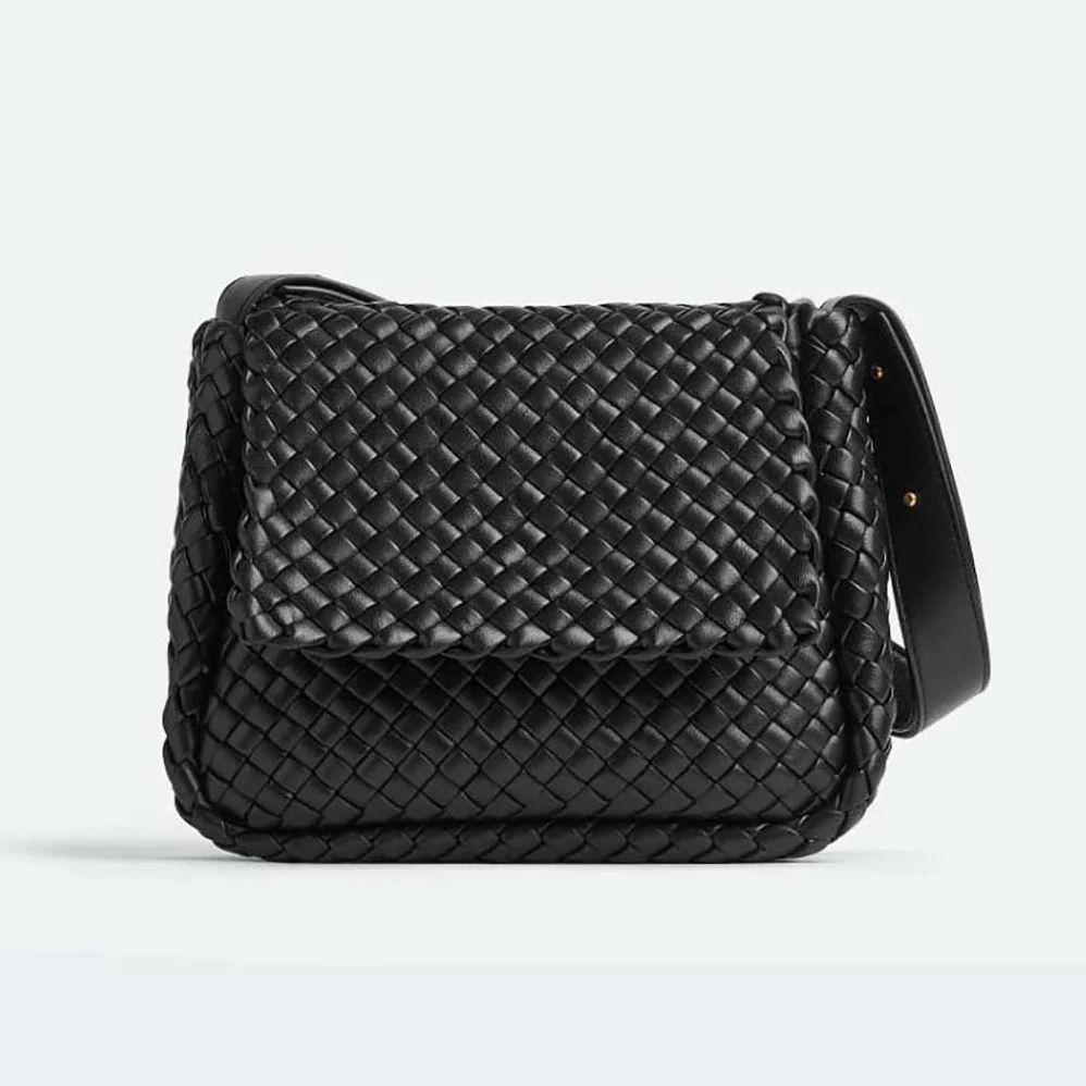 Bottega Veneta Cobble Shoulder Bag Small Padded Intreccio Leather for Women in Black Bottega Veneta Cobble Shoulder Bag Small Padded Intreccio Leather for Women in Black
