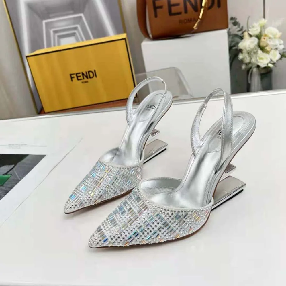 Fendi First Silver-colored Rhinestone High in heeled Slingbacks Fendi First Silver-colored Rhinestone High in heeled Slingbacks