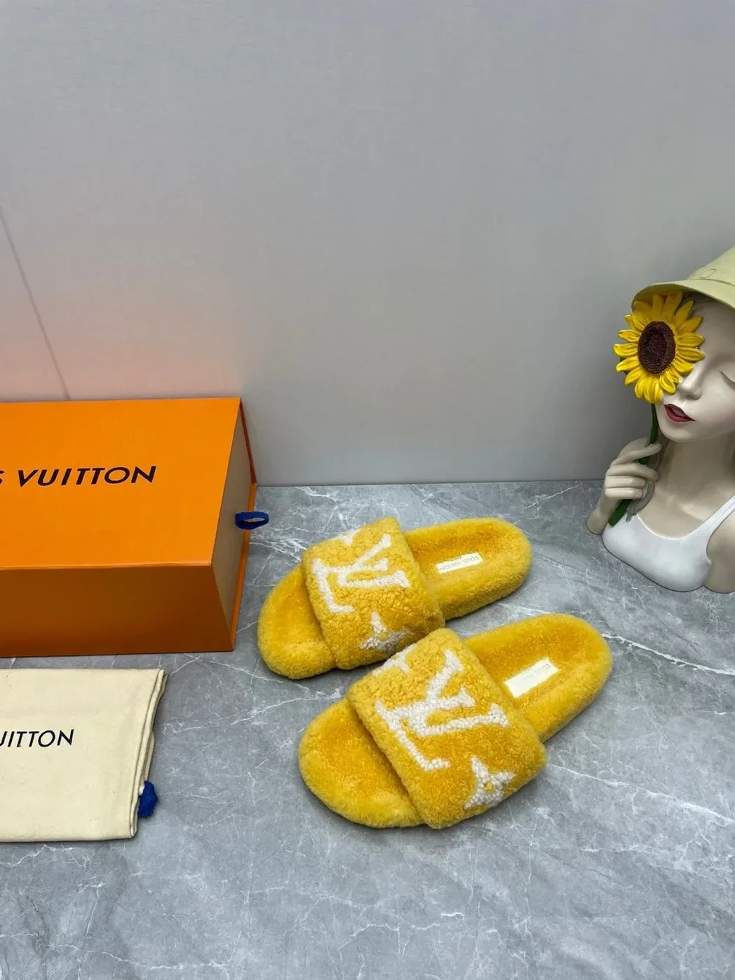 Louis Vuitton Paseo Flat Comfort Mule Yellow Louis Vuitton Paseo Flat Comfort Mule Yellow