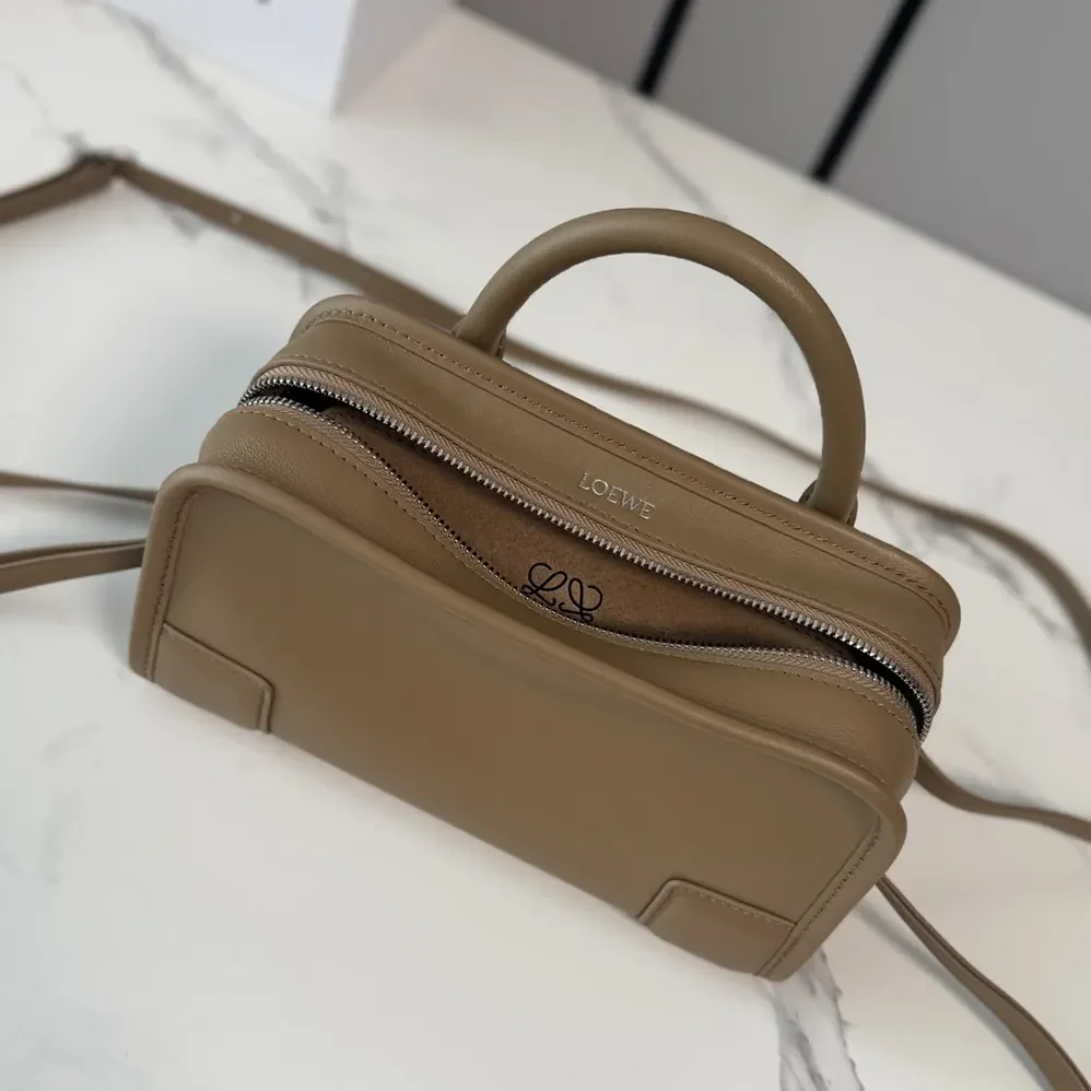 Loewe Mini Amazona 180 Bag in Soft Calfskin for Women Loewe Mini Amazona 180 Bag in Soft Calfskin for Women