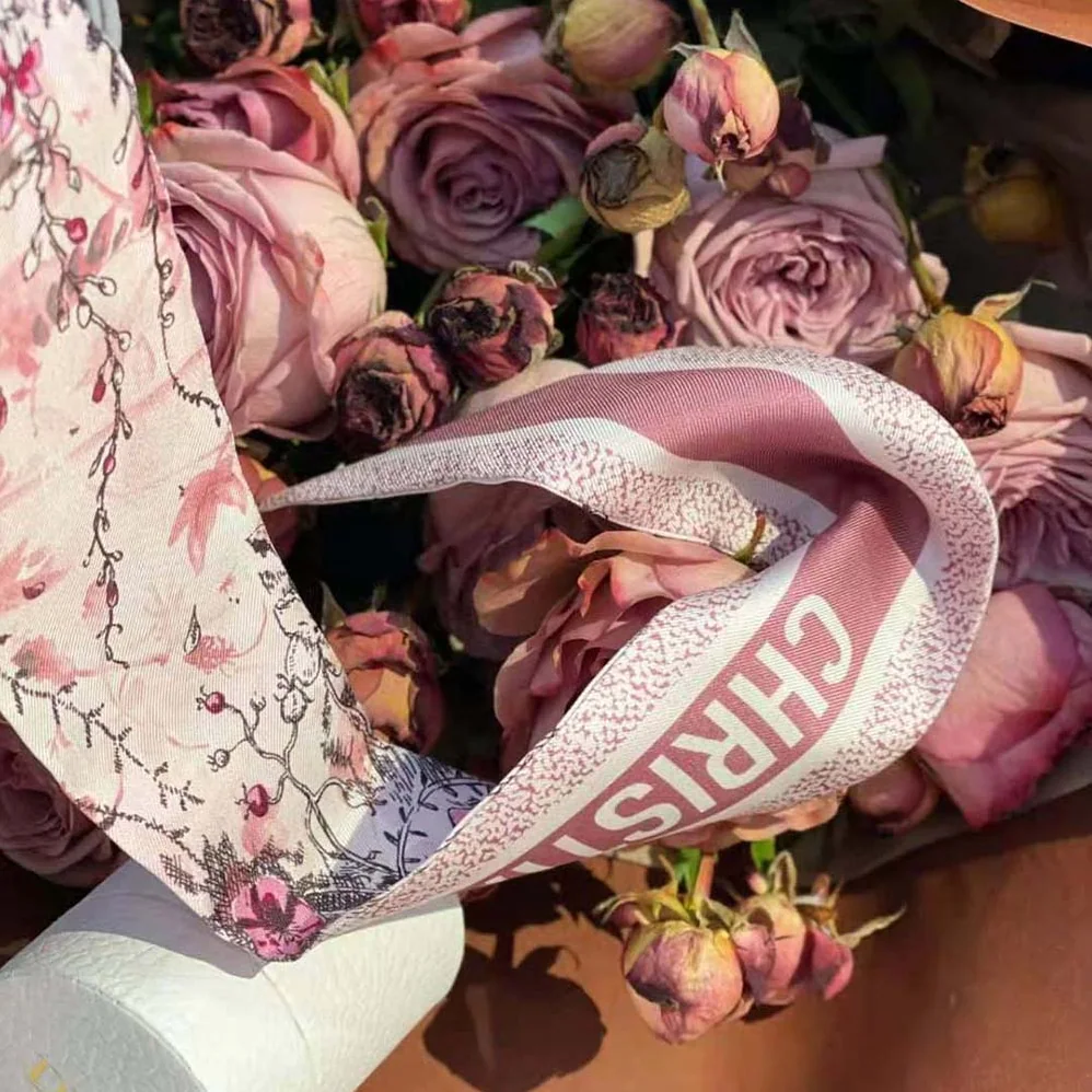 Dior Jardin Magique Mitzah Scarf Pink Multicolor Silk Twill for Women Dior Jardin Magique Mitzah Scarf Pink Multicolor Silk Twill for Women
