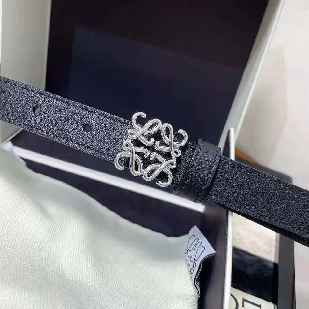 Loewe Anagram Belt in Pebble Grain Calfskin for Women in Black Loewe Anagram Belt in Pebble Grain Calfskin for Women in Black