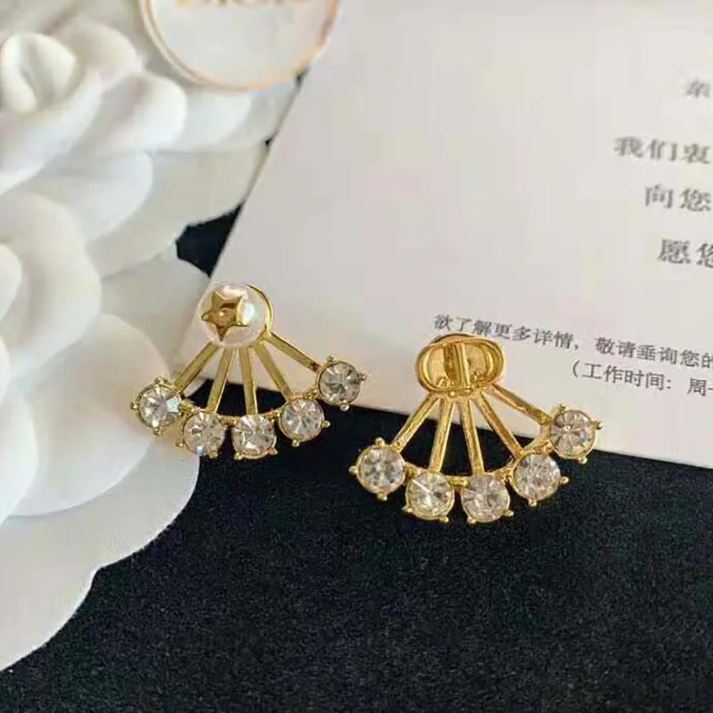 Dior Petit CD Earrings Gold for Women in Finish Metal Dior Petit CD Earrings Gold for Women in Finish Metal