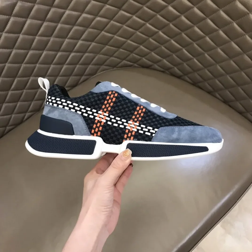 Hermes Trail Sneaker