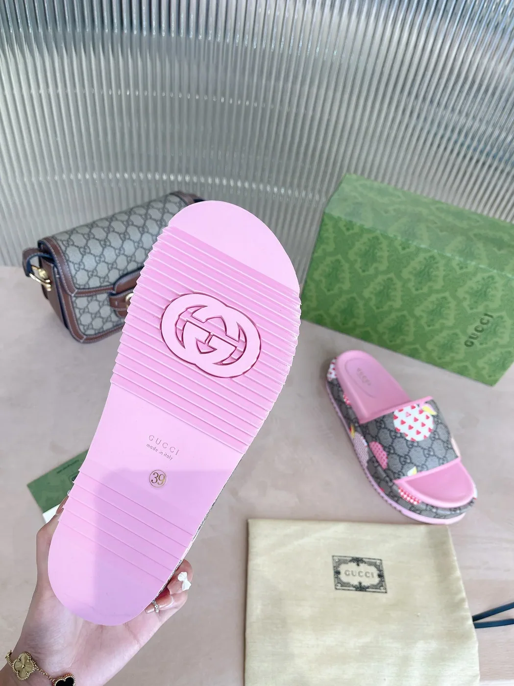 Gucci GG Blooms Supreme Floral Slide Sandal By Canvas Fabric Pink