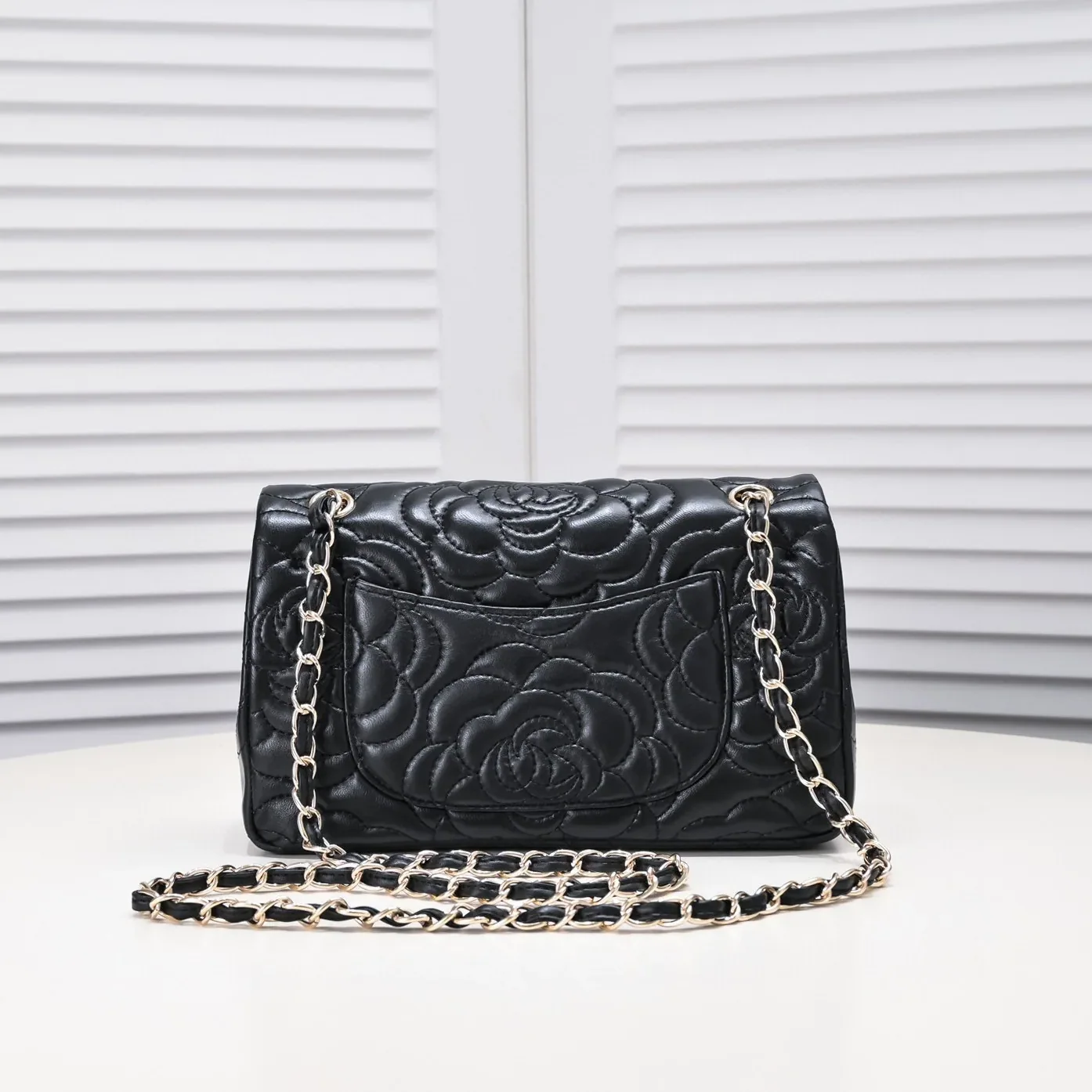 Chanel New Classic Bag / Chanel New Classic Bag /