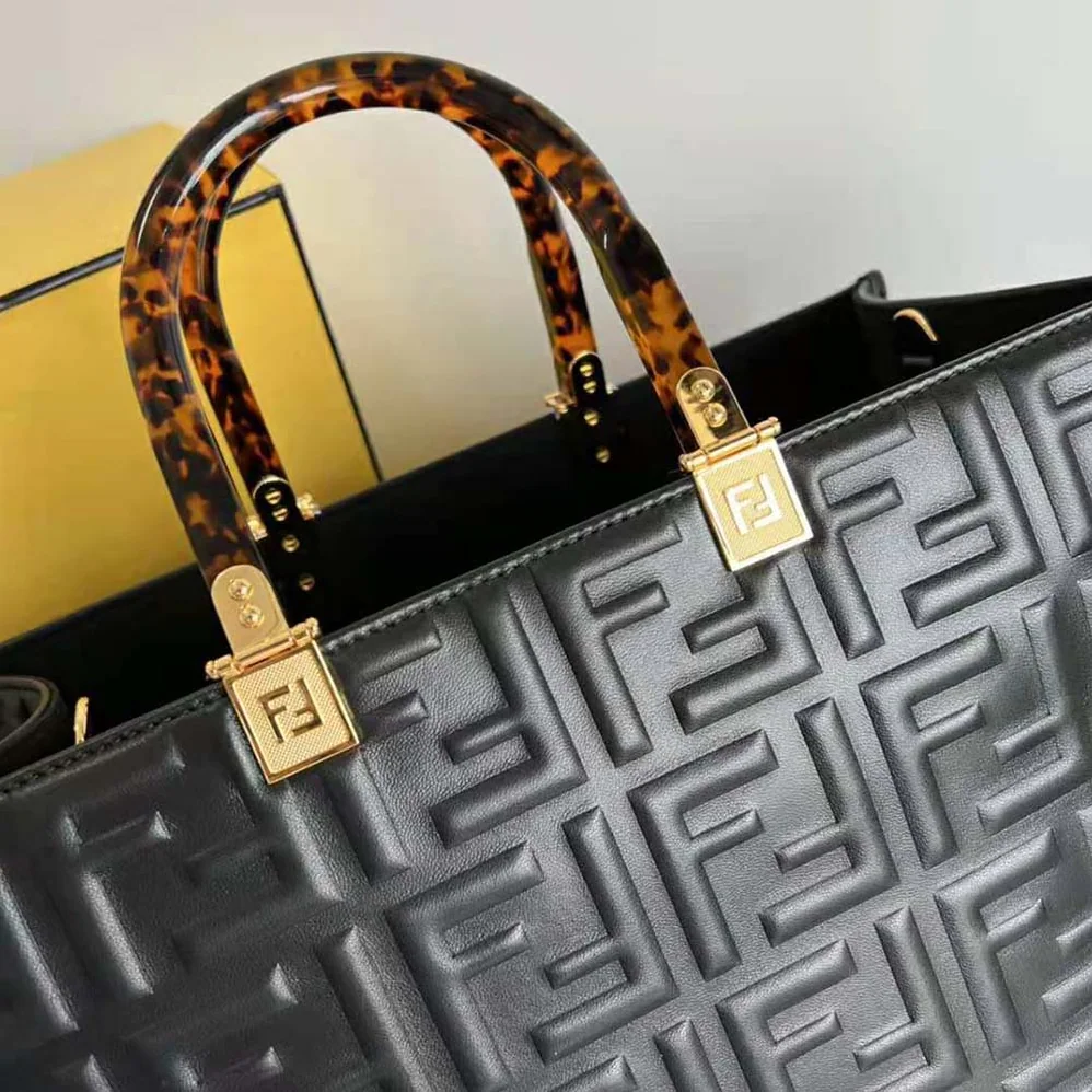 Fendi Sunshine Medium Black Leather Shopper for Women Fendi Sunshine Medium Black Leather Shopper for Women