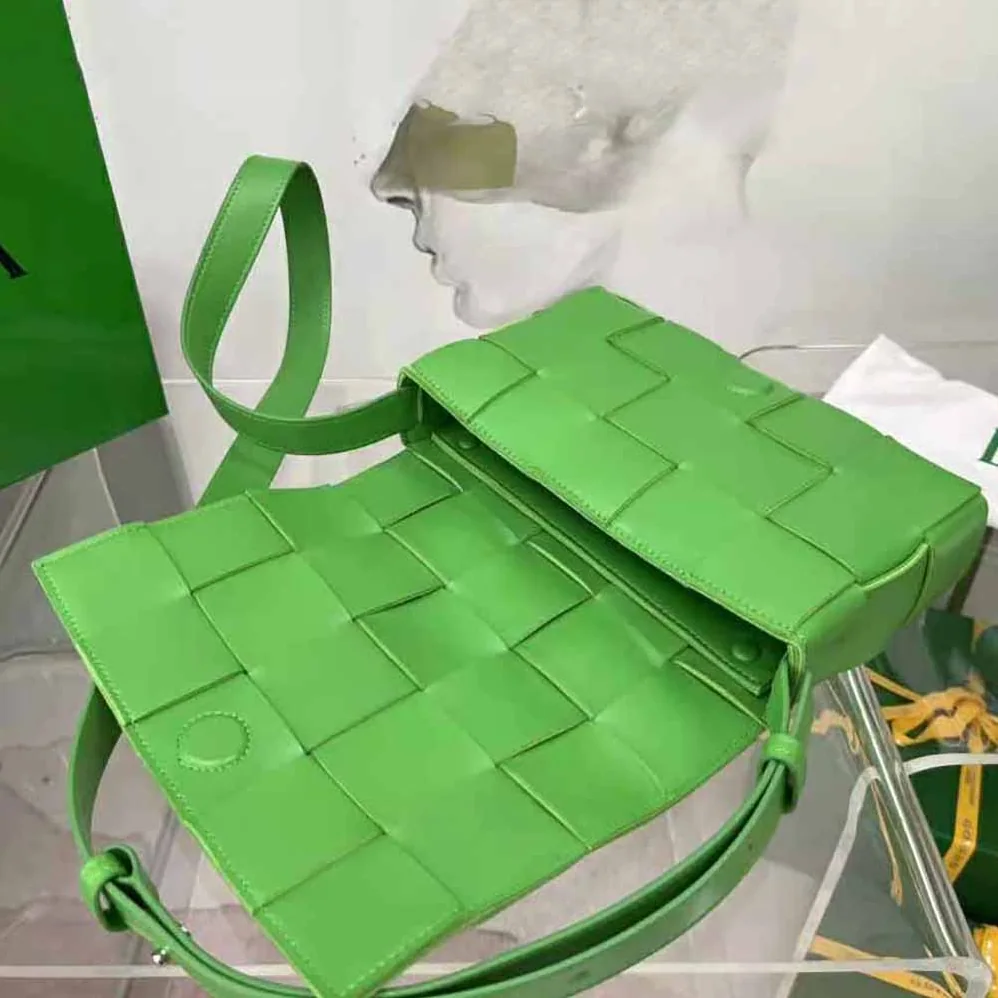 Bottega Veneta Cassette Intreccio Leather Cross-Body Bag for Women in Green