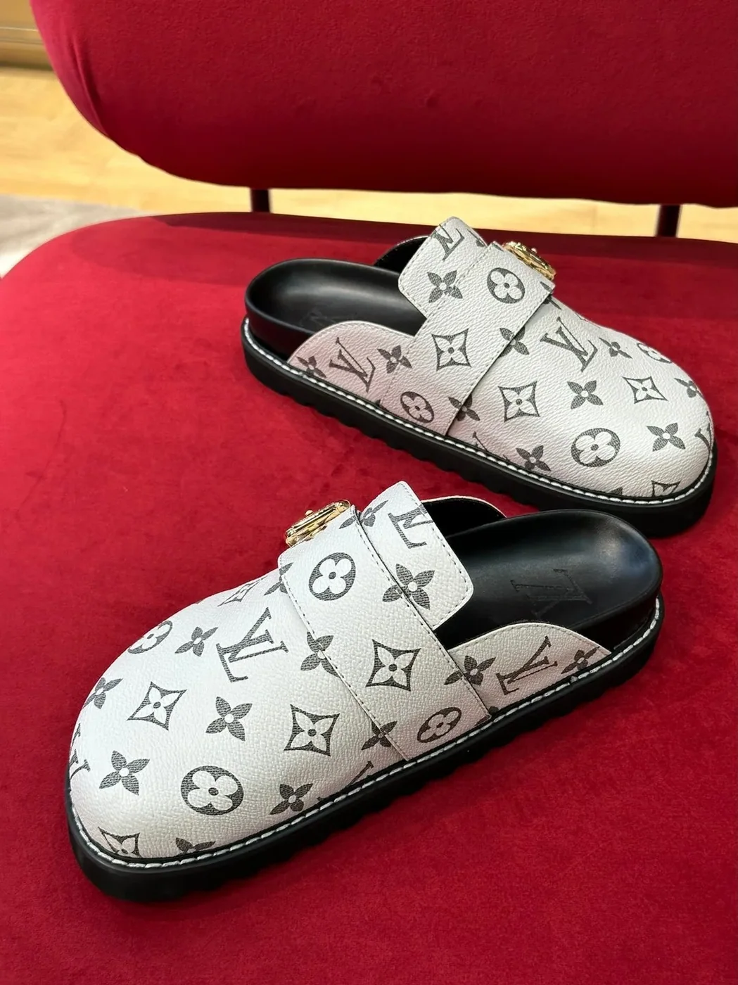 Louis Vuitton LV Easy Mule Monogram Canvas White Louis Vuitton LV Easy Mule Monogram Canvas White