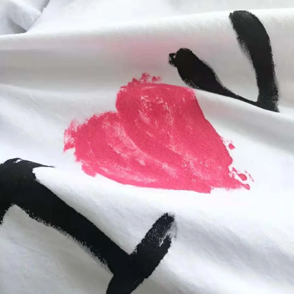 Balenciaga I Love U Medium Fit T-shirt in White Vintage Jersey for Men Balenciaga I Love U Medium Fit T-shirt in White Vintage Jersey for Men