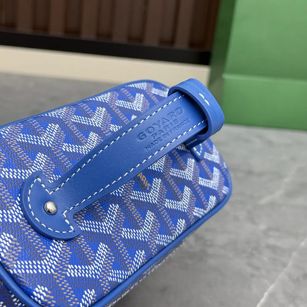 Goyard Muse Mini Vanity for Unisex in Blue Goyard Muse Mini Vanity for Unisex in Blue