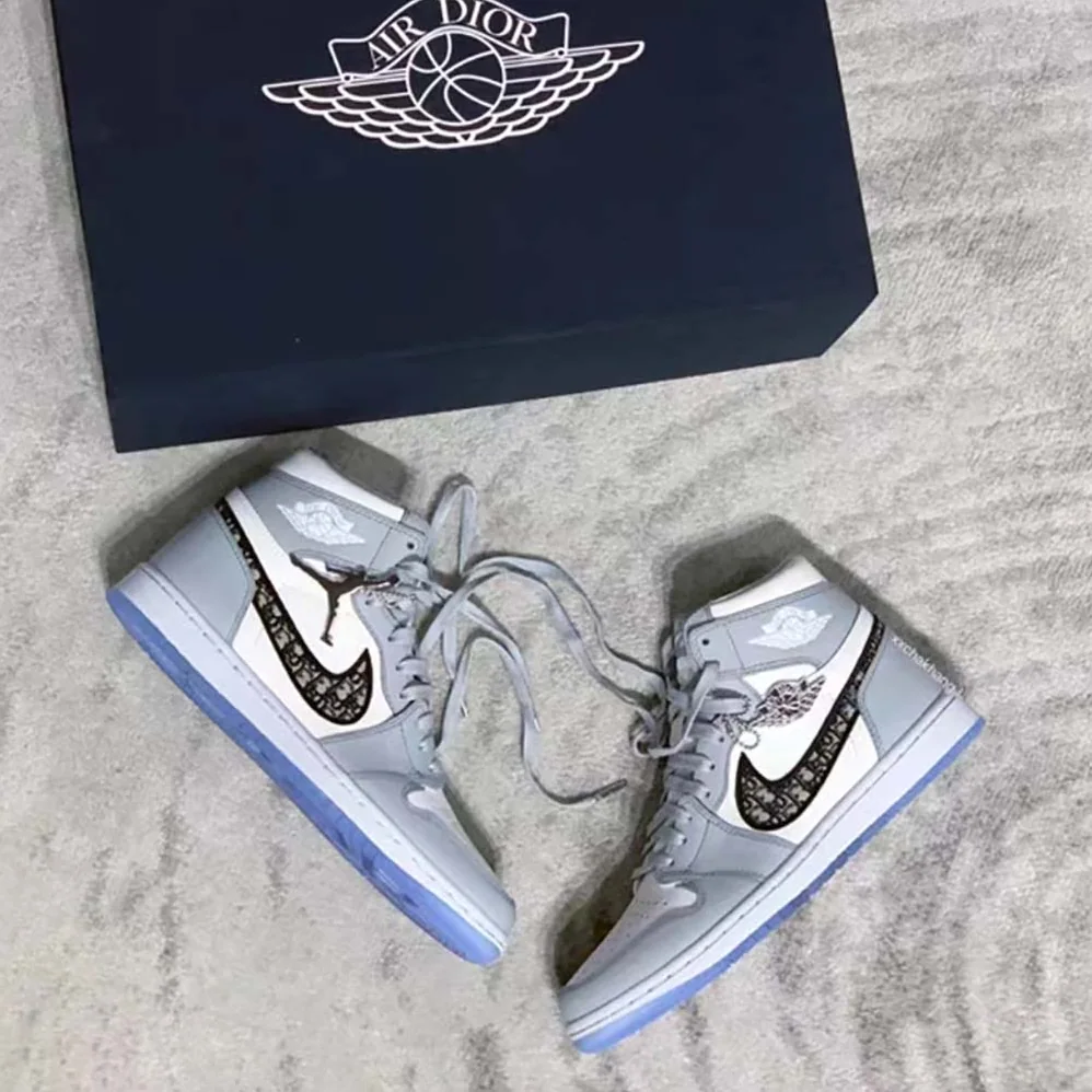 Dior Air Jordan 1 Low High-Top Sneaker Gray and White Smooth Calfskin for Men