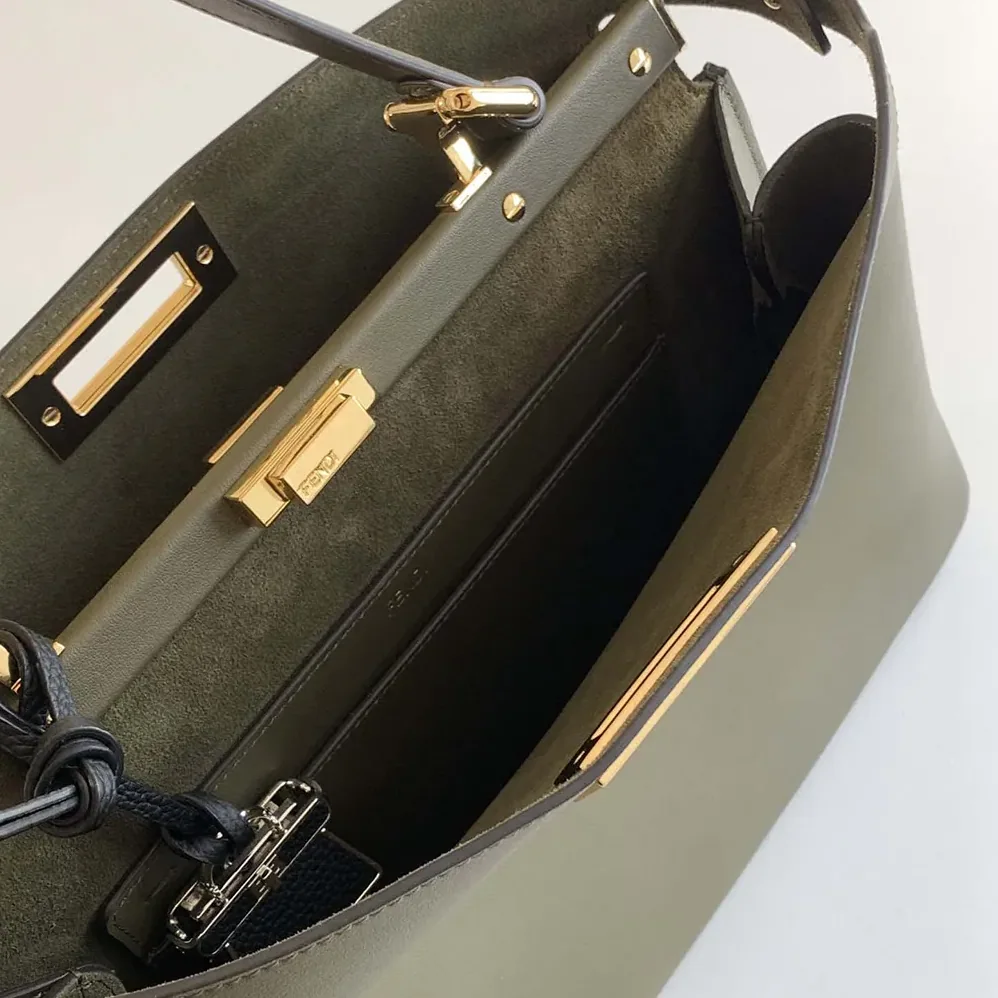 Fendi Peekaboo Soft Large Green Leather Bag for Women