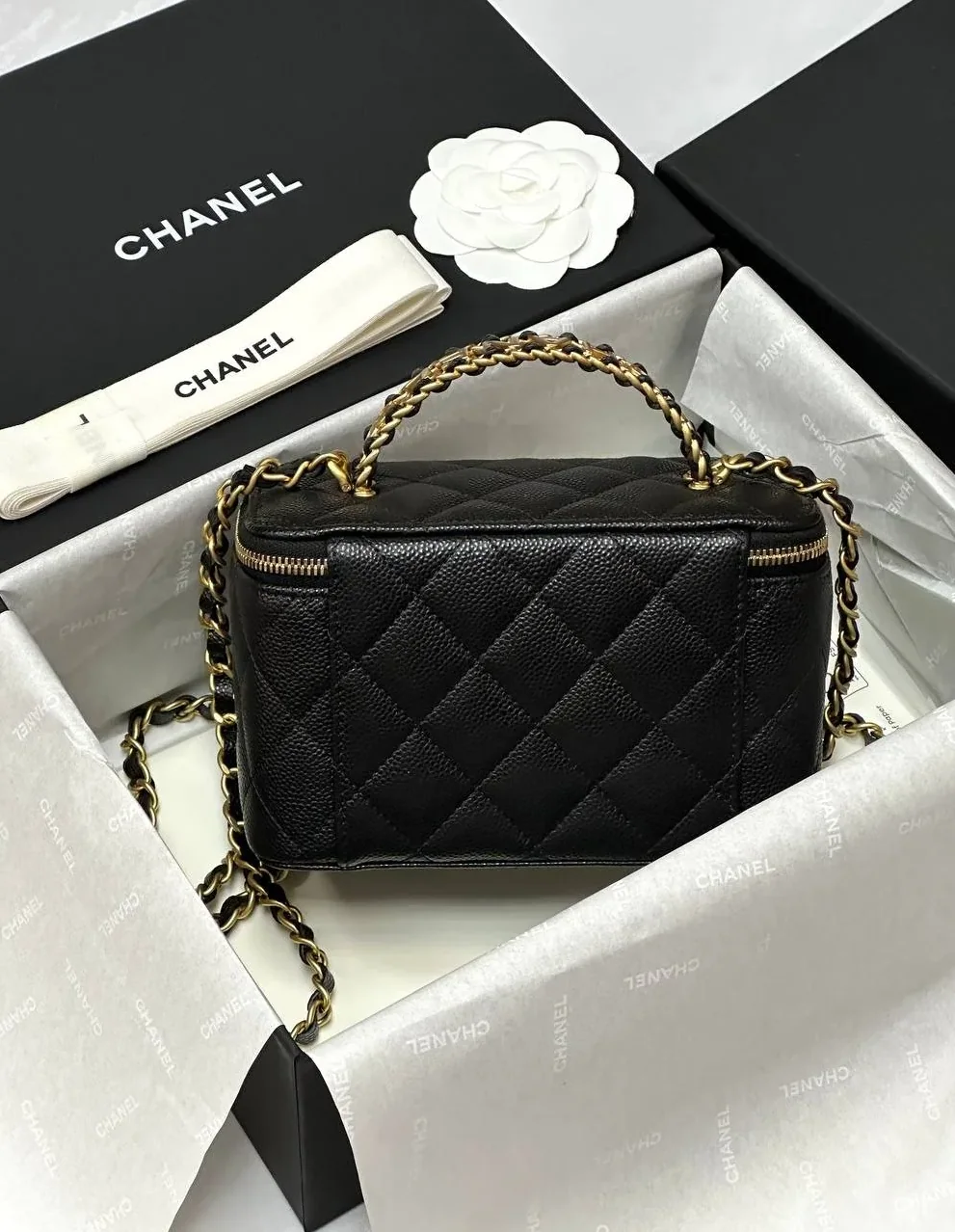 Chanel Small Vanity Case Black / Chanel Small Vanity Case Black /