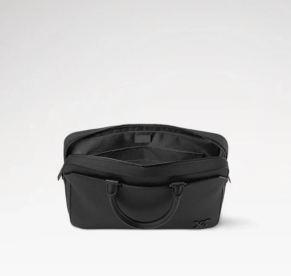 Louis Vuitton Pilot Briefcase Black / Louis Vuitton Pilot Briefcase Black /