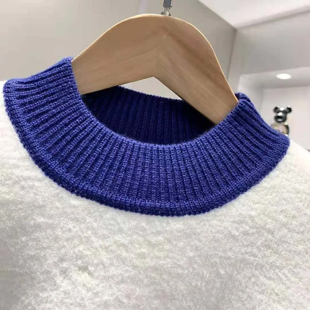Fendi White wool Sweater with High Collar and Long Sleeves for Men