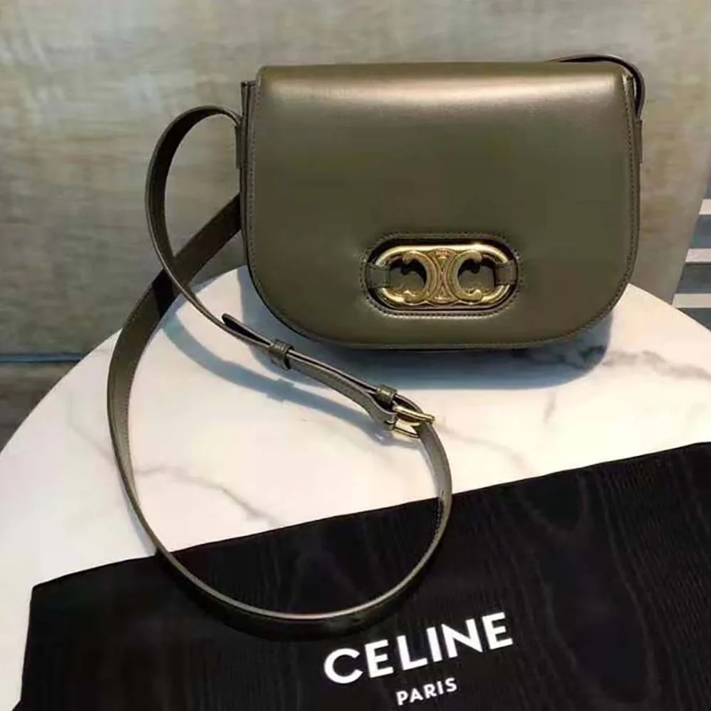 Celine Medium Maillon Triomphe Bag in Natural Calfskin for Women in Green