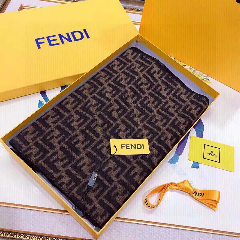 Fendi Brown Wool Scarf with Fringing for Women