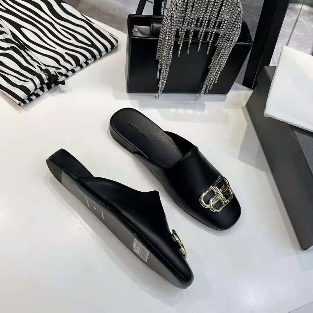 Balenciaga Cosy BB Slide in Black Smooth Calfskin Aged for Women in gold Hardware Balenciaga Cosy BB Slide in Black Smooth Calfskin Aged for Women in gold Hardware