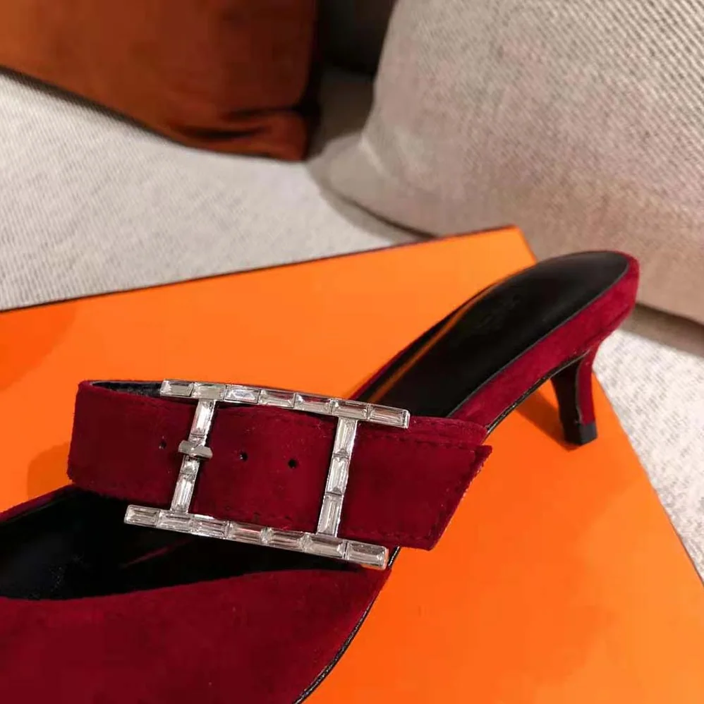 Hermes Blink Mule Mule in Suede Goatskin for Women in Maroon Hermes Blink Mule Mule in Suede Goatskin for Women in Maroon