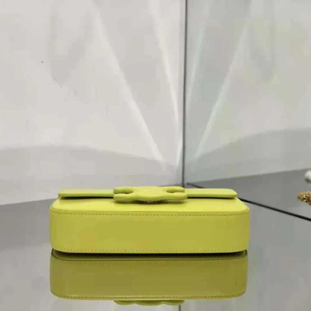 Celine Chain Shoulder Bag Cuir Triomphe in Shiny Calfskin for Women in Yellow Celine Chain Shoulder Bag Cuir Triomphe in Shiny Calfskin for Women in Yellow
