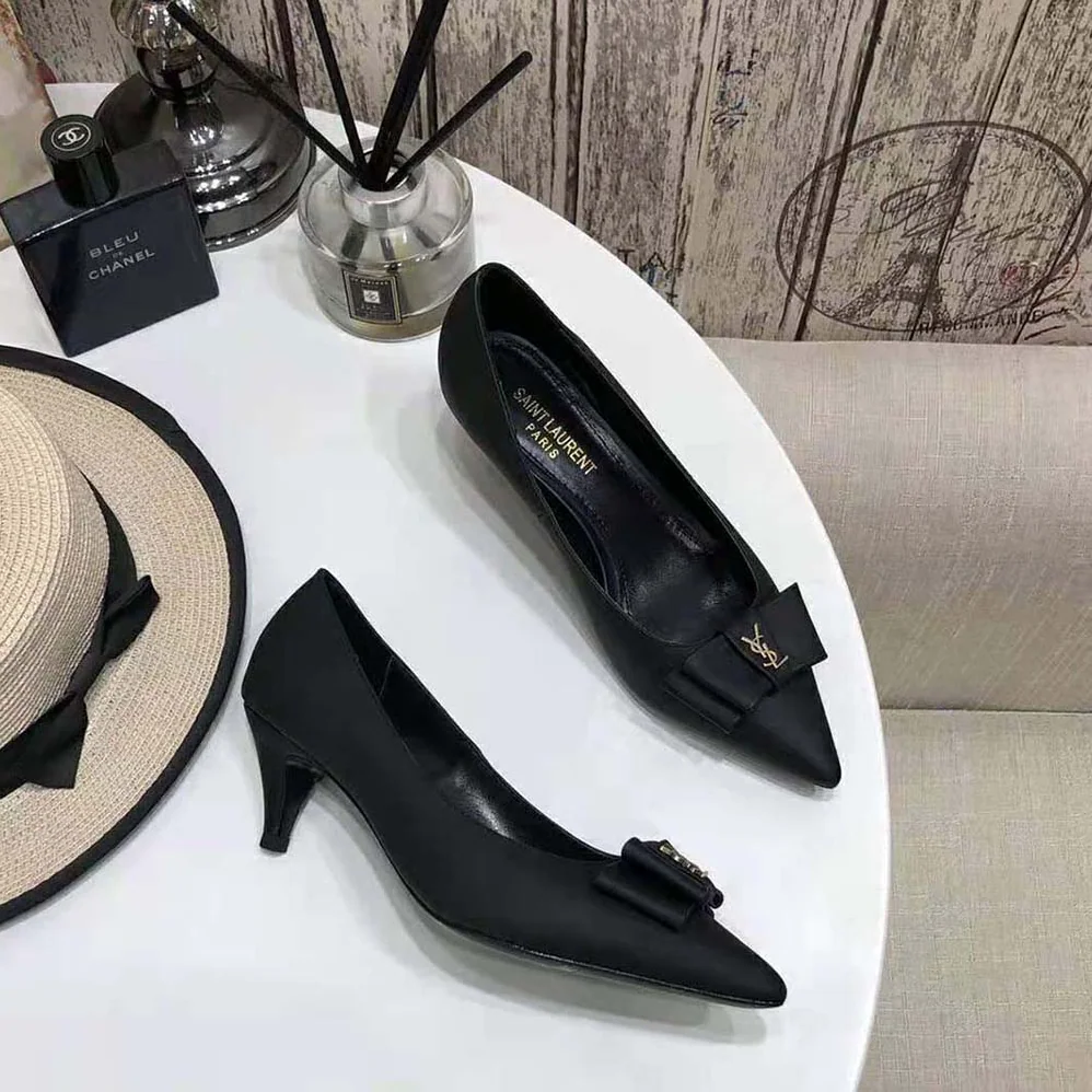 Saint Laurent YSL Anais Bow Pumps in Smooth Leather for Women in Black