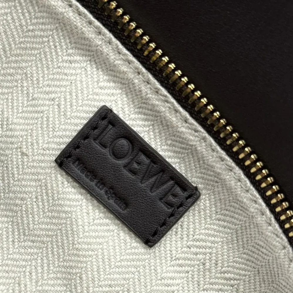Loewe Small Puzzle Bag in Classic Calfskin and Suede for Unisex