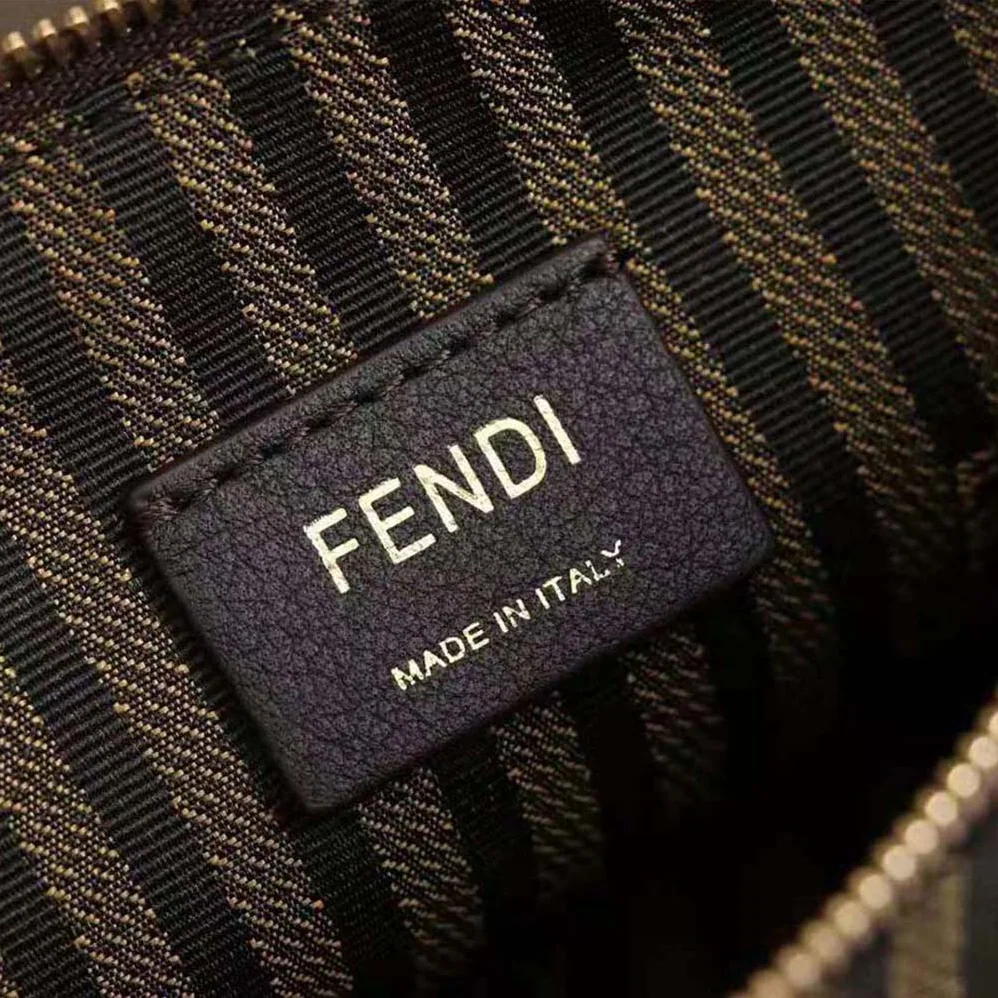 Fendi Wallet on Chain with Pouches Leather Mini-Bag for Women in Brown Fendi Wallet on Chain with Pouches Leather Mini-Bag for Women in Brown