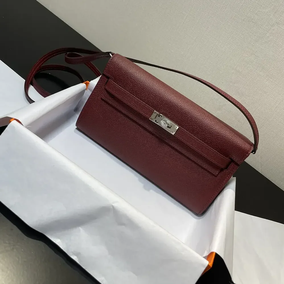 Hermes Kelly To Go in Epsom Leather for Women in Maroon