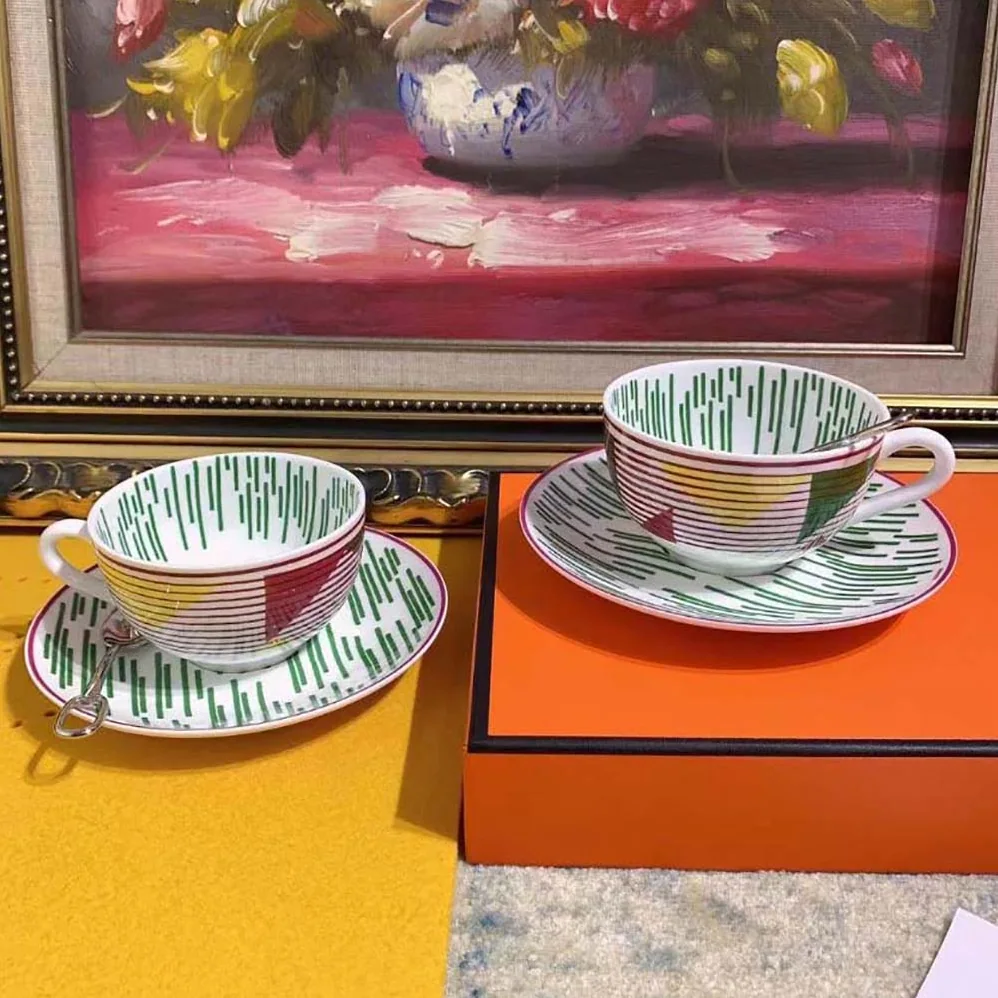 Hermes Hermes Hippomobile Tea Cup and Saucer for Unisex