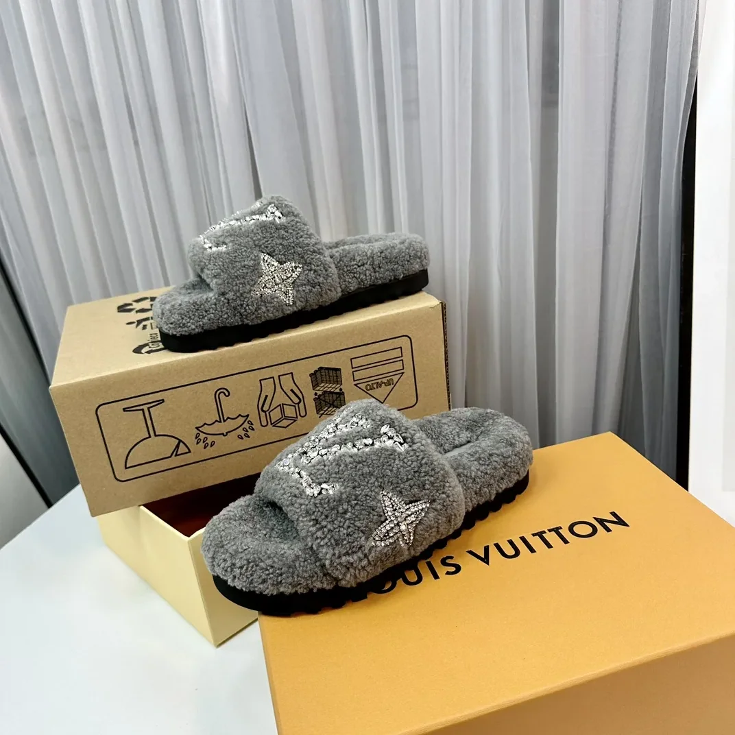 Louis Vuitton Paseo Flat Comfort Mule Grey Louis Vuitton Paseo Flat Comfort Mule Grey