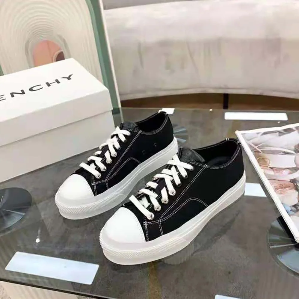 Givenchy Sneakers City in Canvas and Leather for Women in Black