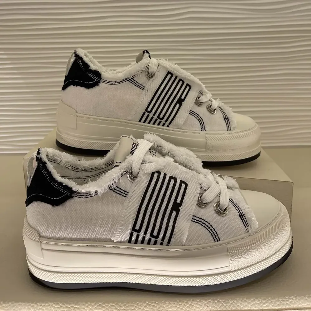 Dior Walk'n'Dior Platform Sneaker White and Black Fringed Cotton Canvas for Women Dior Walk'n'Dior Platform Sneaker White and Black Fringed Cotton Canvas for Women