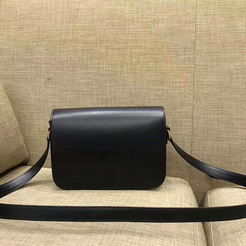 Celine Medium Triomphe Bag In Shiny Calfskin for Women in Black