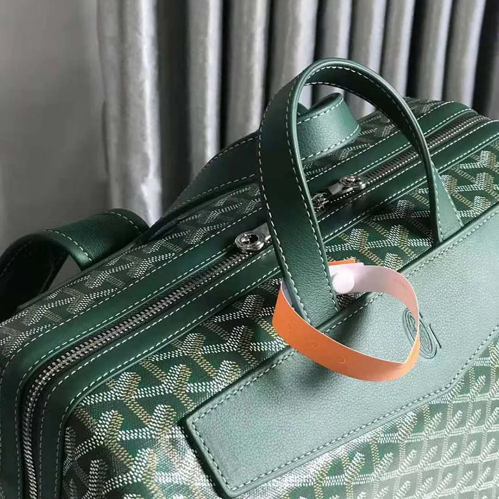 Goyard Sac A Dos Cisalpin in Goyardine Canvas & Chevroches Calfskin for Women in Green Goyard Sac A Dos Cisalpin in Goyardine Canvas & Chevroches Calfskin for Women in Green