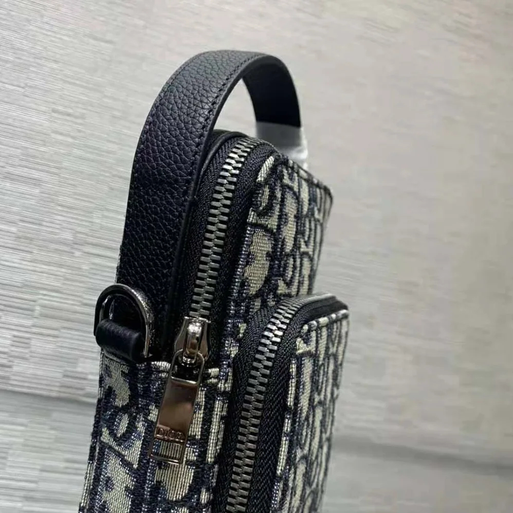 Dior Pouch Beige and Black Dior Oblique Jacquard Canvas for Men Dior Pouch Beige and Black Dior Oblique Jacquard Canvas for Men