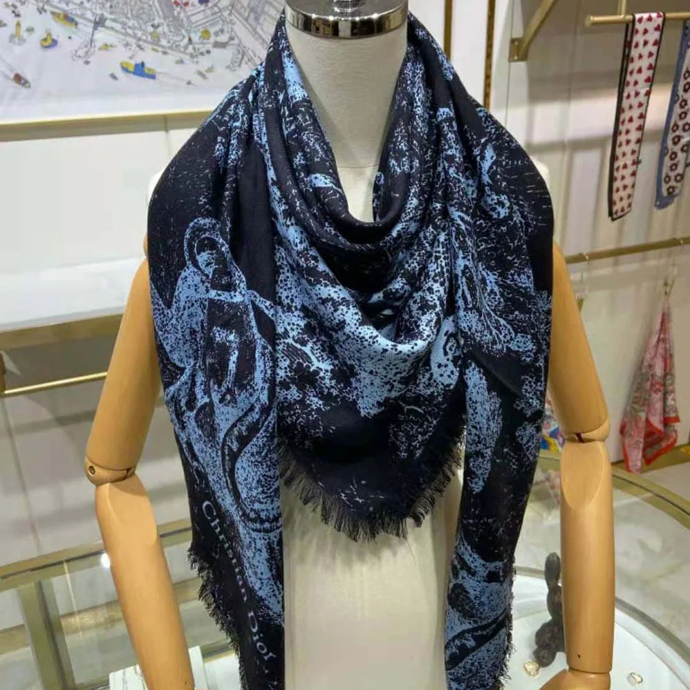Dior Toile DE Jouy Reverse Square Scarf Silk Twill for Women in Navy Dior Toile DE Jouy Reverse Square Scarf Silk Twill for Women in Navy