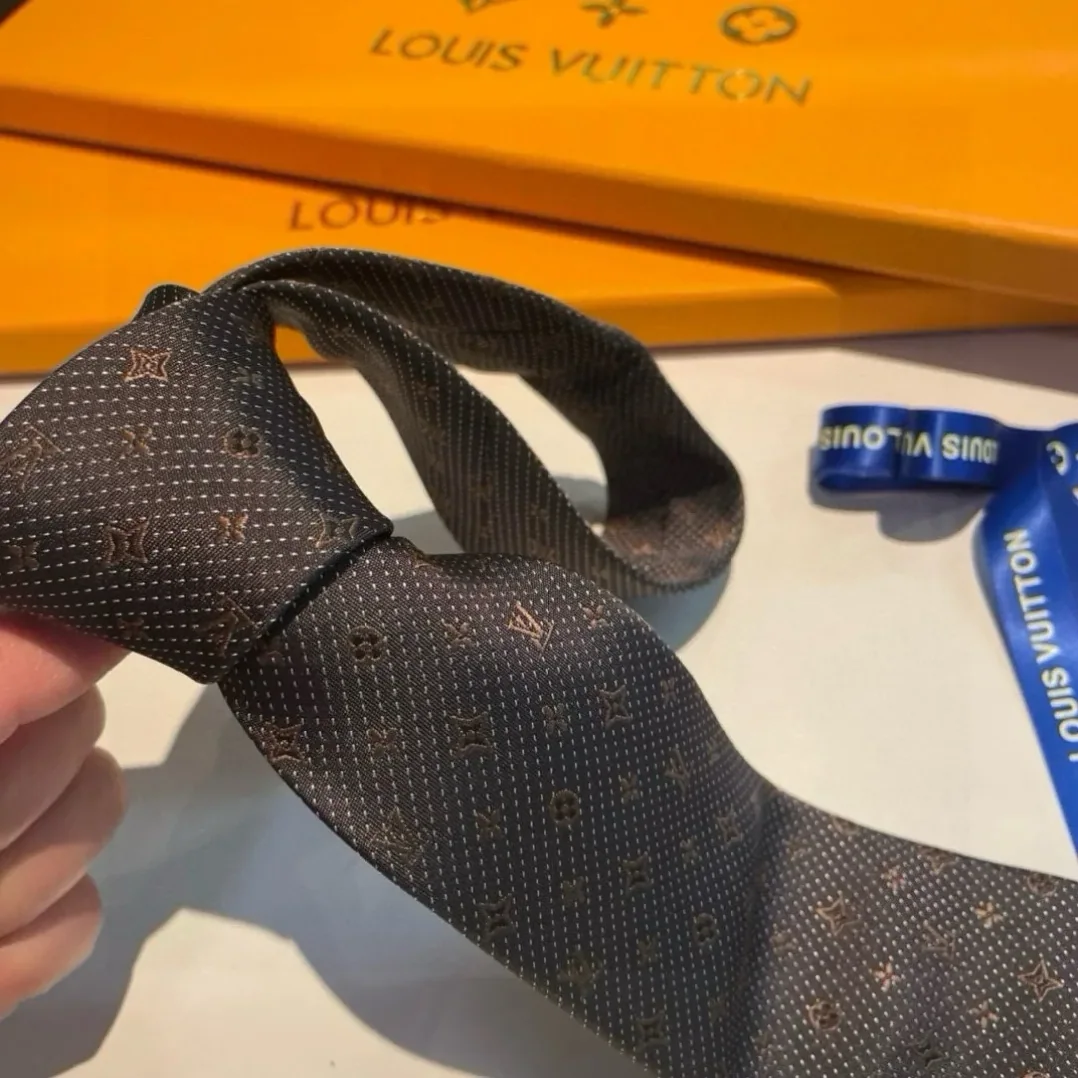 Louis Vuitton Monogram Silk Tie Deep Brown Louis Vuitton Monogram Silk Tie Deep Brown