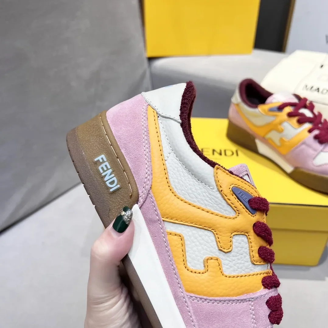 Fendi FD Fendi Match Low Tops Sneakers Pink