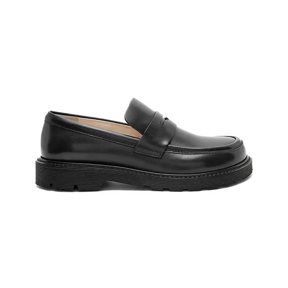Loewe Blaze Loafer in Bicolour Brushed for Women in off Calfskin Loewe Blaze Loafer in Bicolour Brushed for Women in off Calfskin