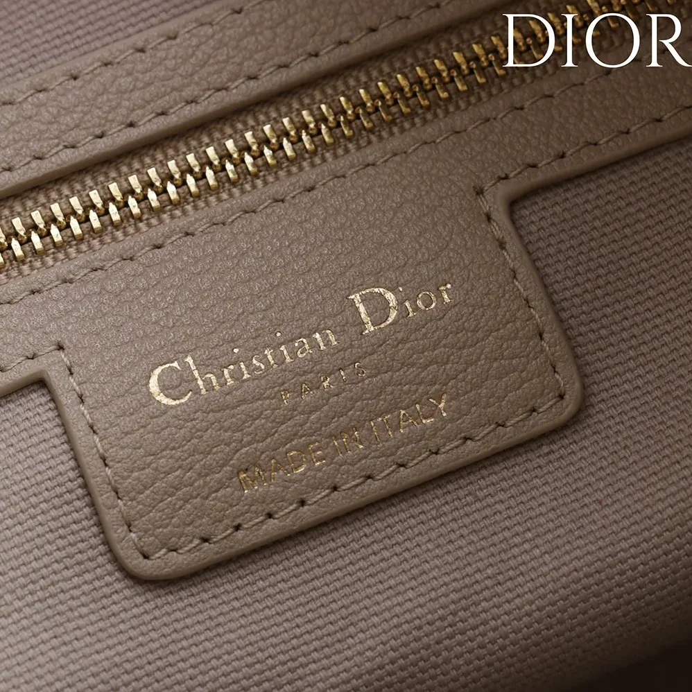 Dior Medium Dior Voyage Bag Powder Beige Flat Macrocannage Grained Calfskin for Women Dior Medium Dior Voyage Bag Powder Beige Flat Macrocannage Grained Calfskin for Women