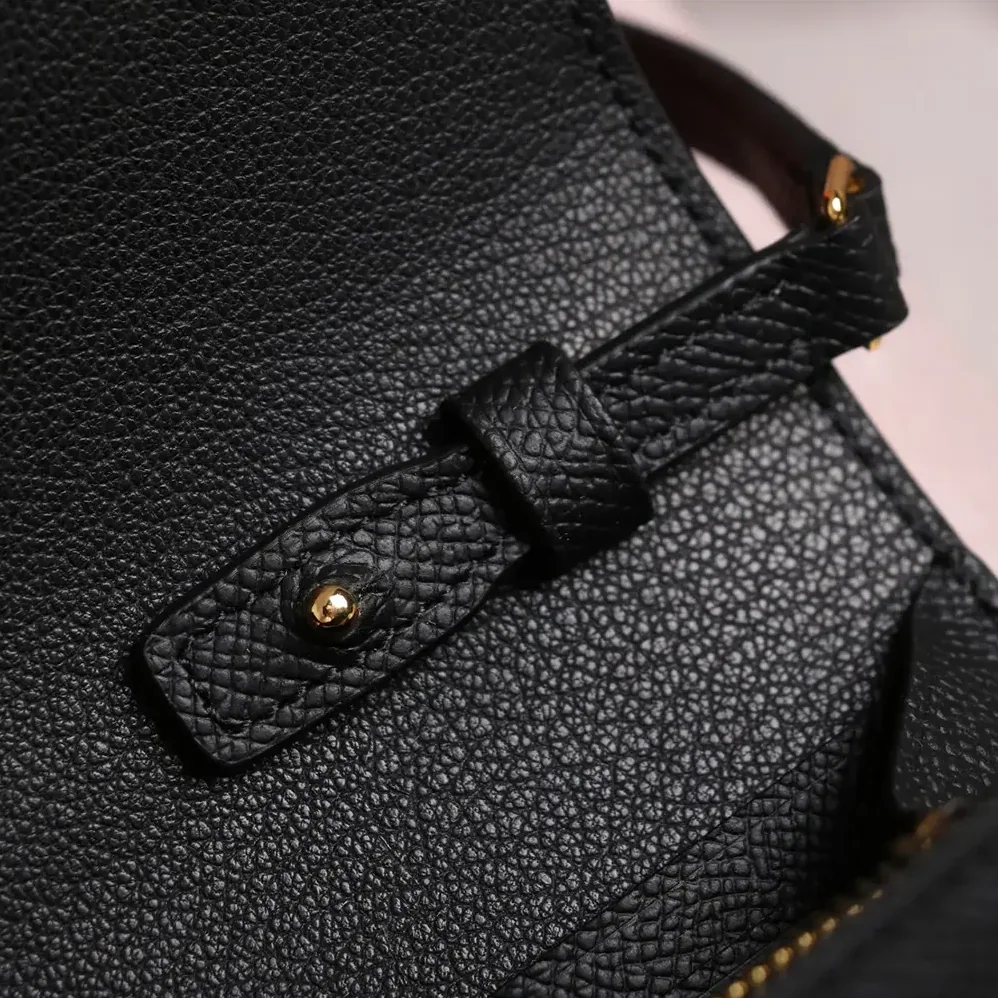 Hermes Constance Long To Go in Epsom Leather for Women in Black/Gold