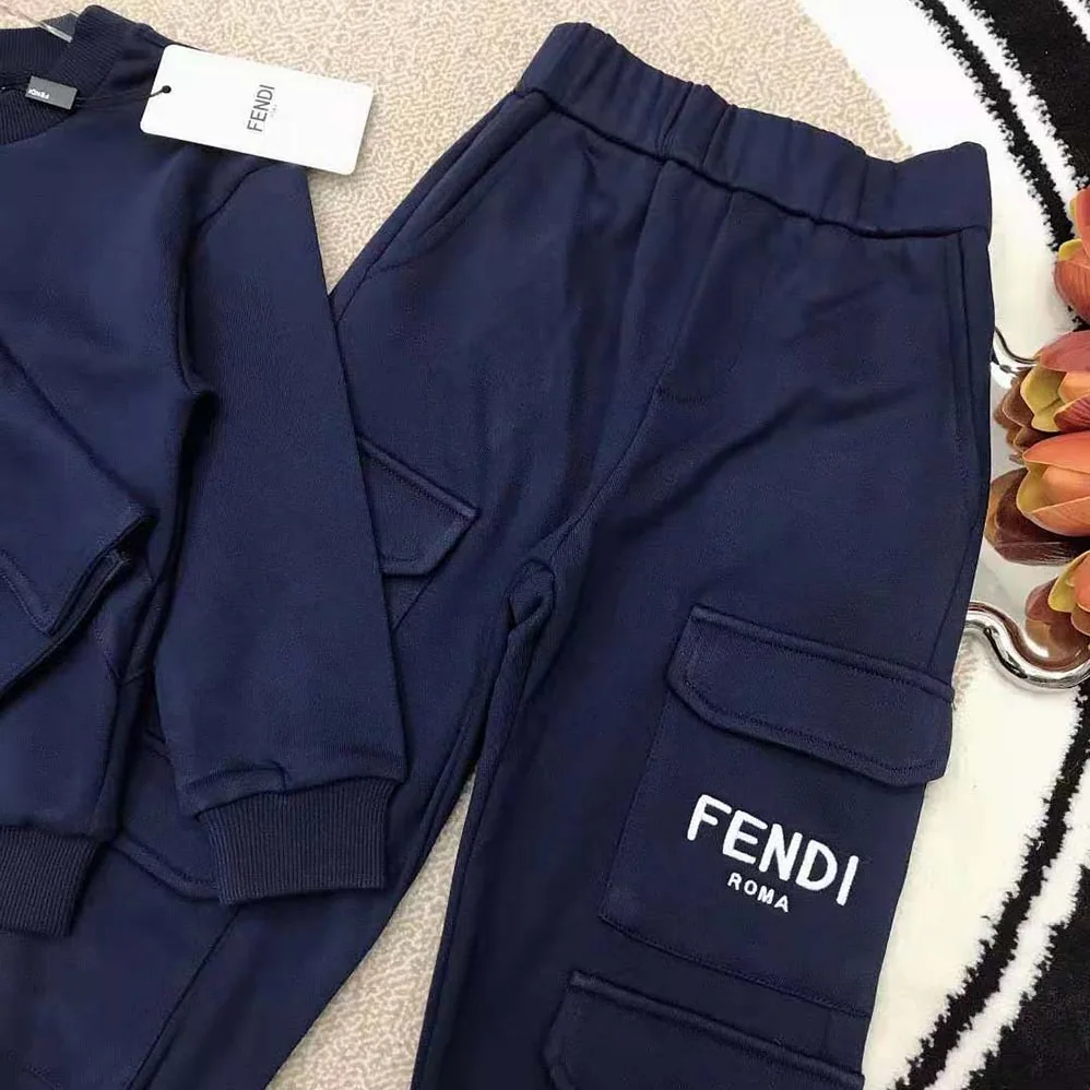 Fendi Kids' Junior Sweatshirt Navy Blue Sweatshirt with Large Baguette Fendi Kids' Junior Sweatshirt Navy Blue Sweatshirt with Large Baguette